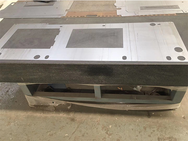 开机前矫平加工的准备工作